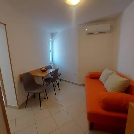 Neva Apartmán *